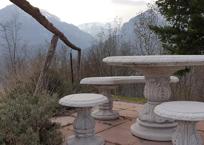 Un Sogno Nel Bosco Montefortino