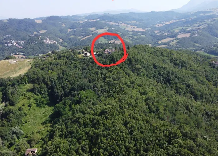 Un Sogno Nel Bosco * Montefortino